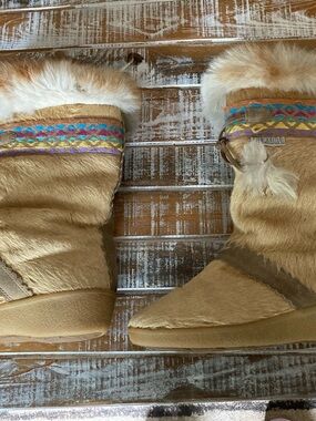 Tecnica Tan Faux Fur Moccasin Boot with Multicolor Embroidered Trim